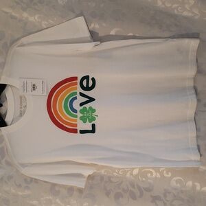 Life is Good "Love Rainbow" men's small Tshirt